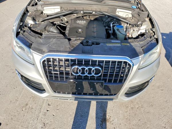 2016 AUDI Q5 quattro Premium Plus