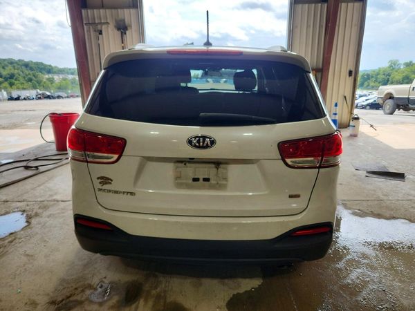2017 KIA SORENTO
