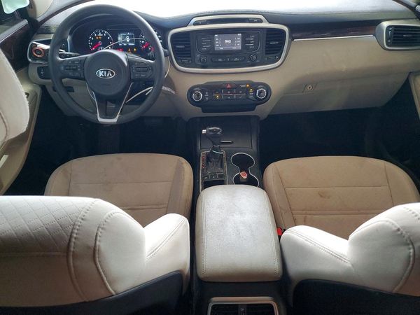 2017 KIA SORENTO