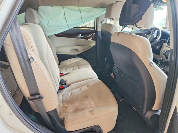 2017 KIA SORENTO