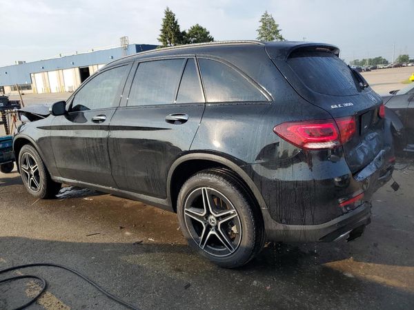 2022 MERCEDES-BENZ GLC