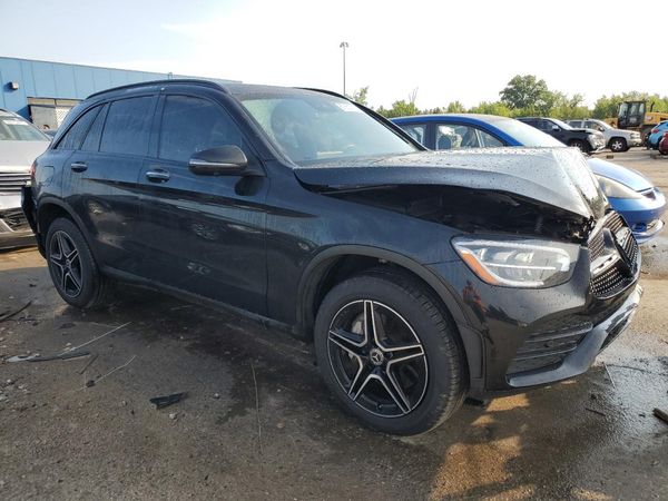 2022 MERCEDES-BENZ GLC