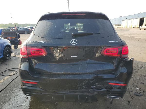 2022 MERCEDES-BENZ GLC