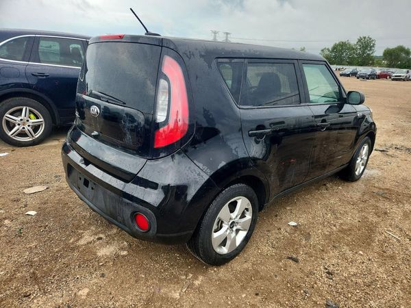 2019 KIA SOUL Base