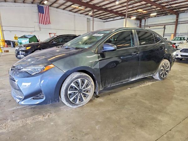 2017 TOYOTA COROLLA