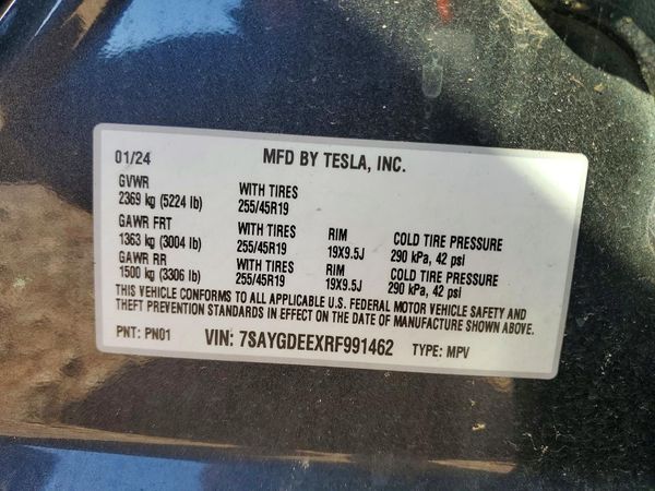 2024 TESLA MODEL Y