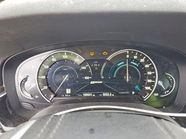 2019 BMW 530E