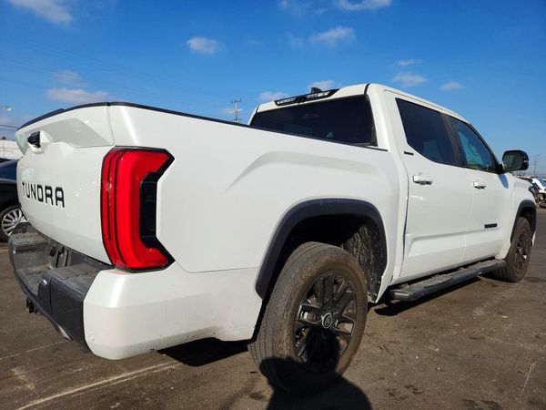 2024 TOYOTA TUNDRA Others