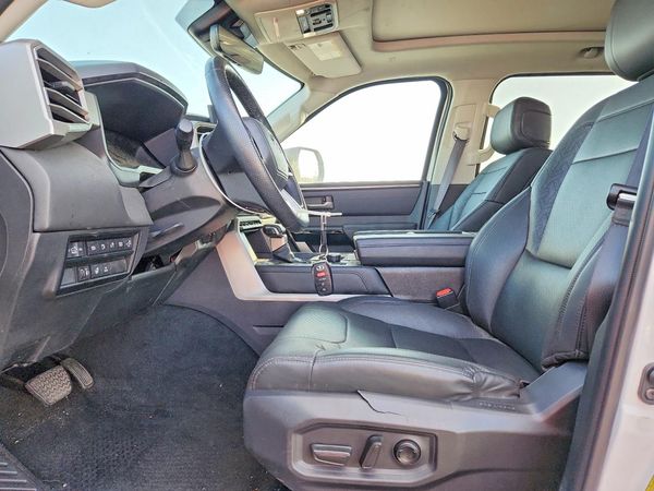 2024 TOYOTA TUNDRA Others