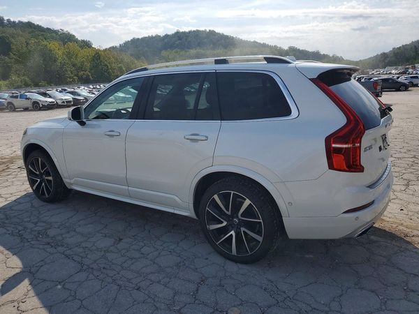 2019 VOLVO XC90 Momentum — DSRA