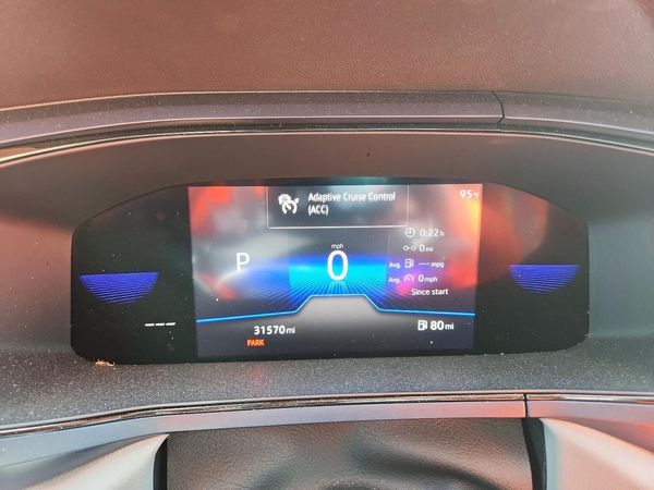 2022 VOLKSWAGEN TAOS