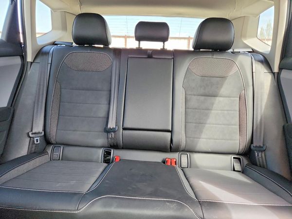 2022 VOLKSWAGEN TAOS
