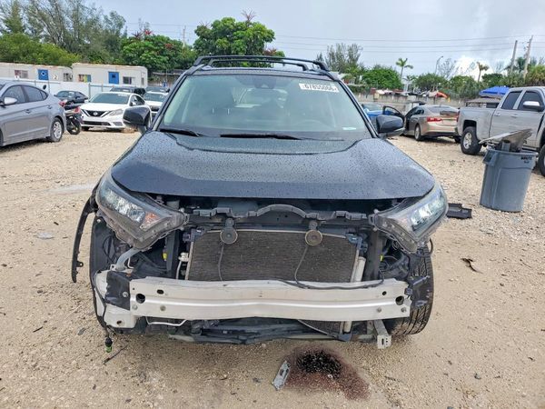2019 TOYOTA RAV4