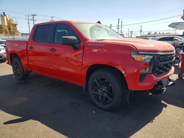 2024 CHEVROLET SILVERADO Custom