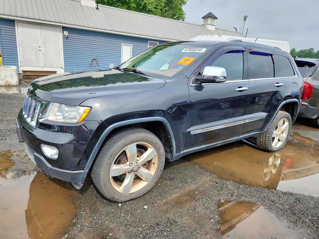 2012 JEEP GRAND CHER Overland — Front 3/4