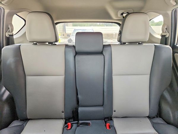 2015 TOYOTA RAV4 Limited (G Grade)