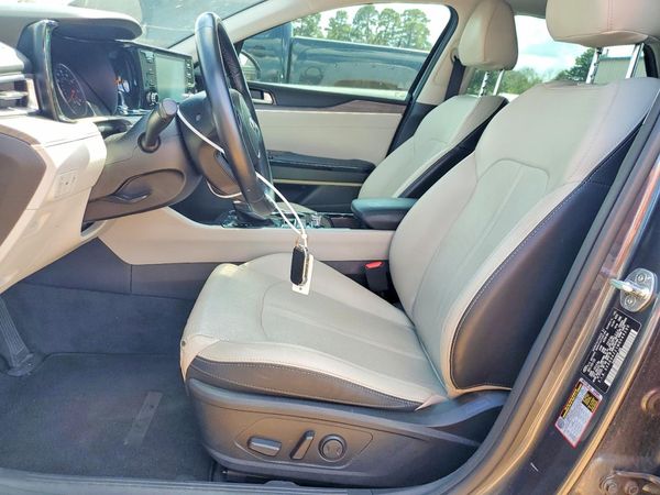 2021 KIA K5 EX