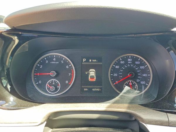 2021 KIA K5 EX