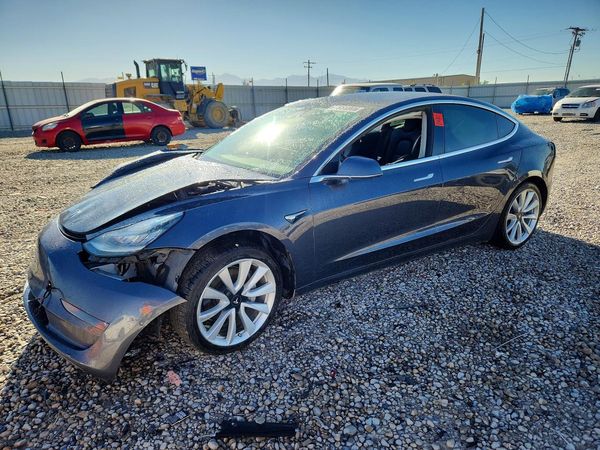 2019 TESLA MODEL 3 — Front 3/4