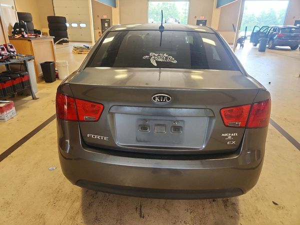2013 KIA FORTE EX