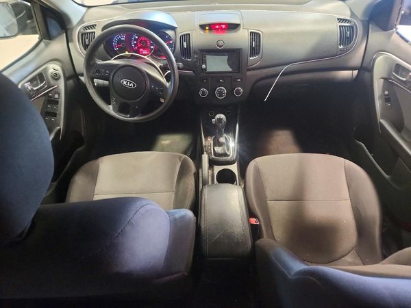2013 KIA FORTE EX