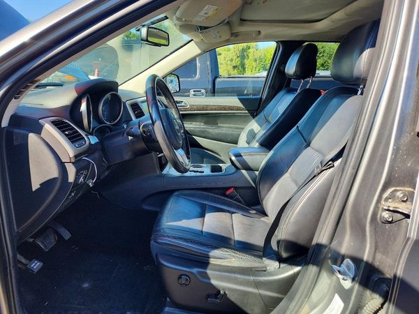 2012 JEEP CHEROKEE Laredo — DENT