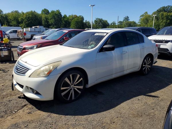 2012 INFINITI G25 — Front 3/4