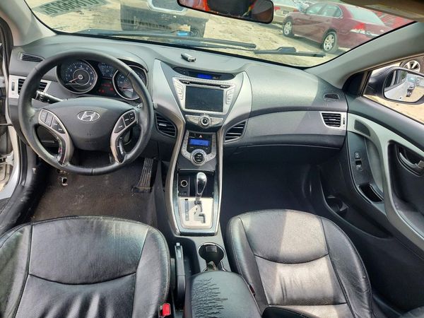 2013 HYUNDAI ELANTRA