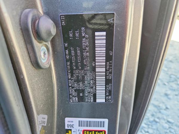 2023 TOYOTA SIENNA XLE — VINS
