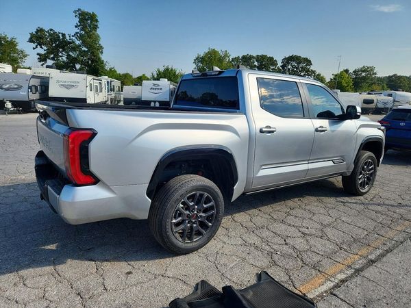2025 TOYOTA TUNDRA