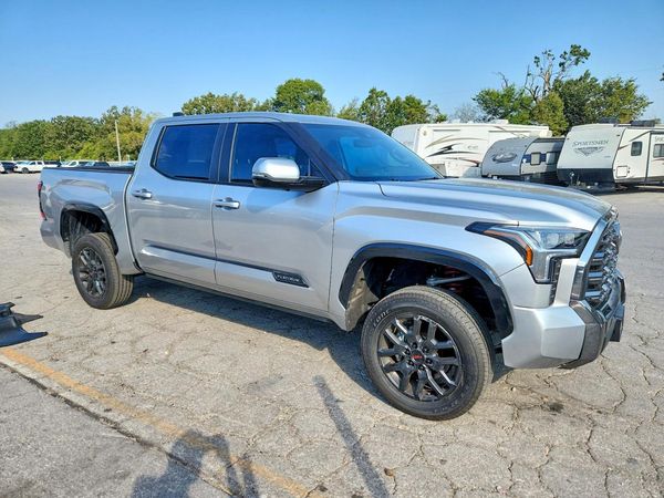 2025 TOYOTA TUNDRA