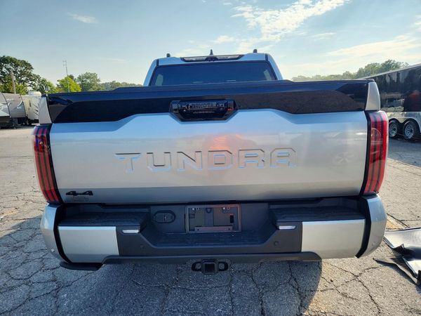 2025 TOYOTA TUNDRA