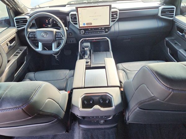 2025 TOYOTA TUNDRA