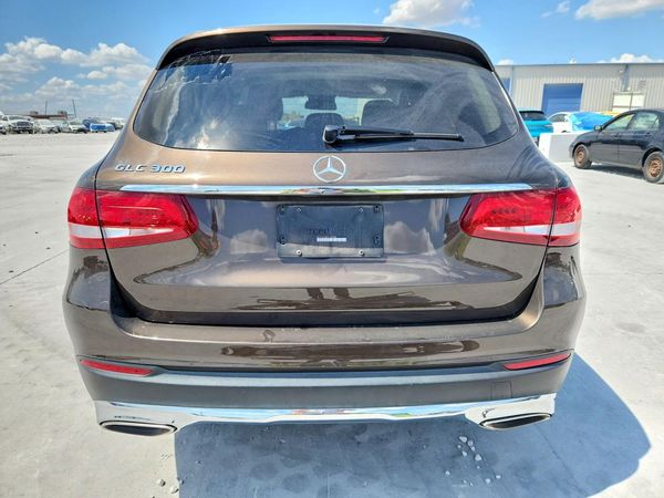 2018 MERCEDES-BENZ GLC-CLASS GLC300 — DIRR