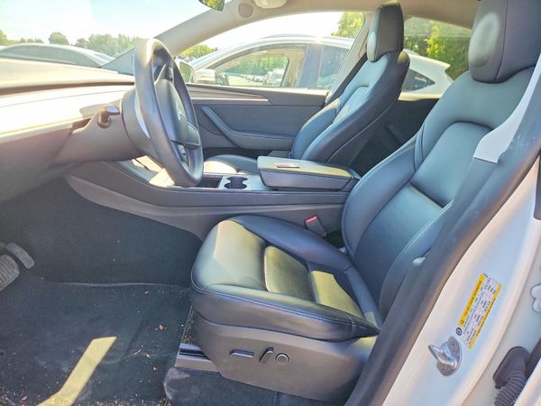 2023 TESLA MODEL Y — DENT