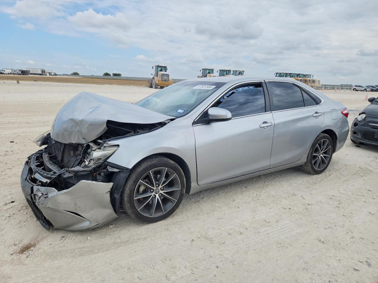 2015 TOYOTA CAMRY