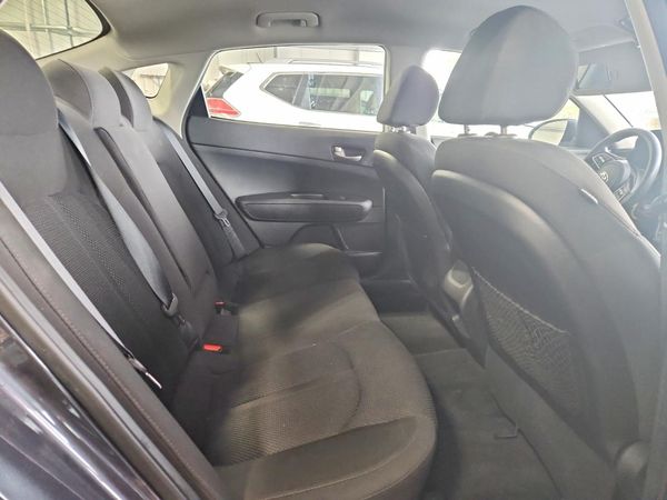 2019 KIA OPTIMA LX, S