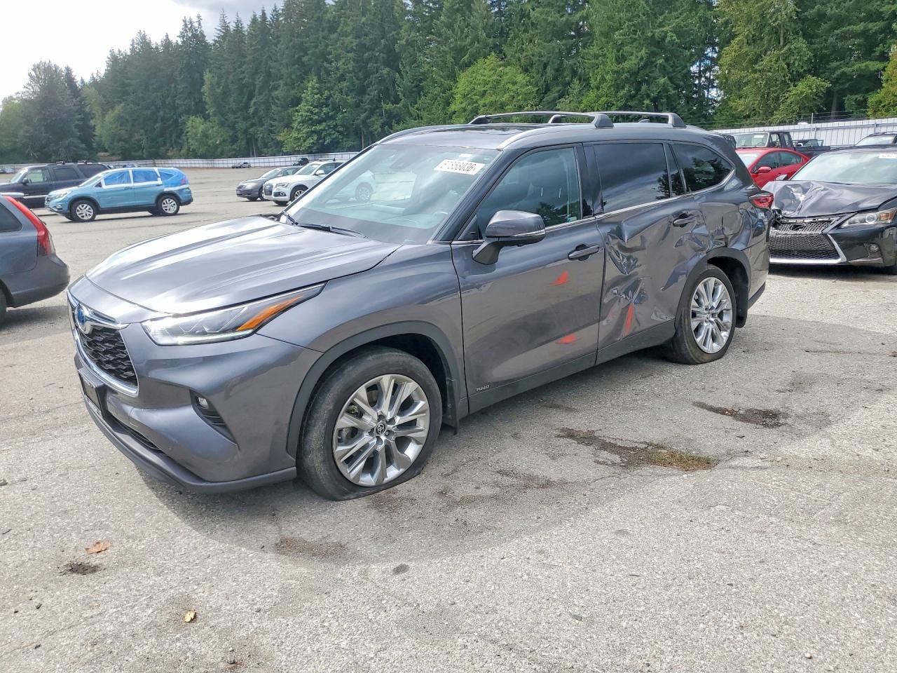 2023 TOYOTA HIGHLANDER Limited