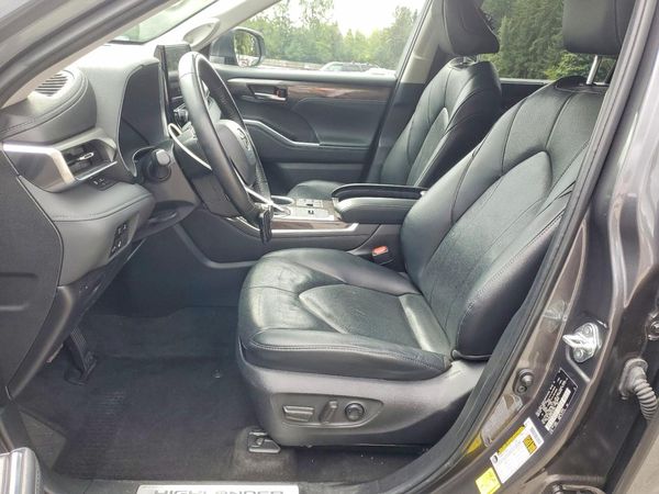 2023 TOYOTA HIGHLANDER Limited