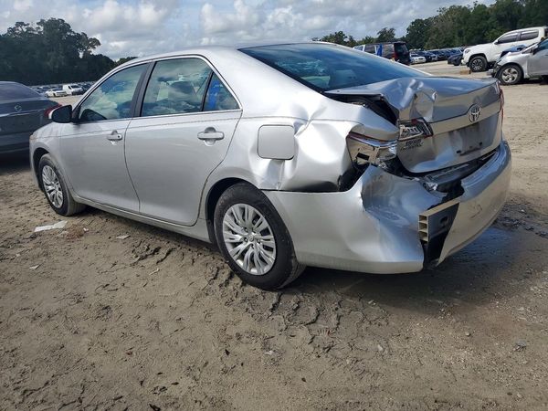 2013 TOYOTA CAMRY