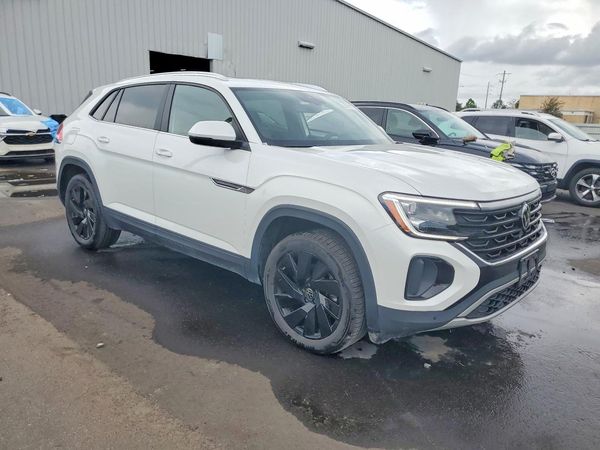 2026 VOLKSWAGEN ATLAS CROSS SPORT 4Motion SE
