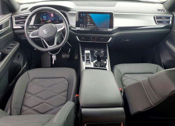 2026 VOLKSWAGEN ATLAS CROSS SPORT 4Motion SE