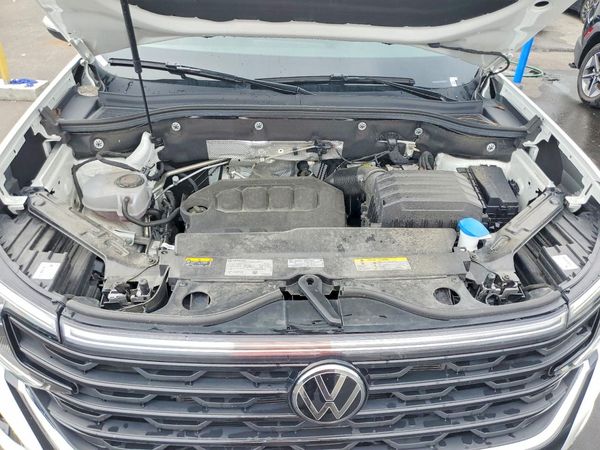 2026 VOLKSWAGEN ATLAS CROSS SPORT 4Motion SE