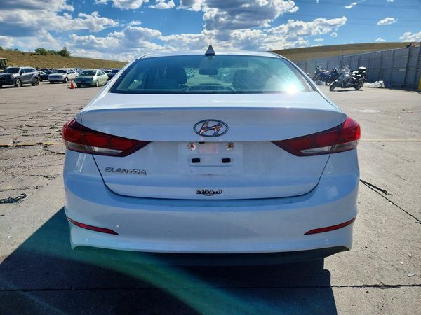2018 HYUNDAI ELANTRA