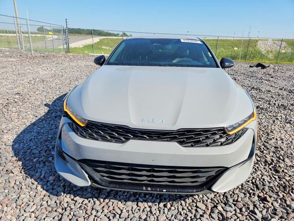 2022 KIA K5