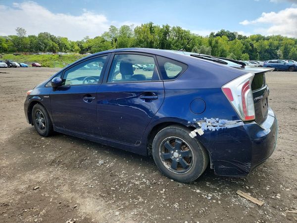 2015 TOYOTA PRIUS