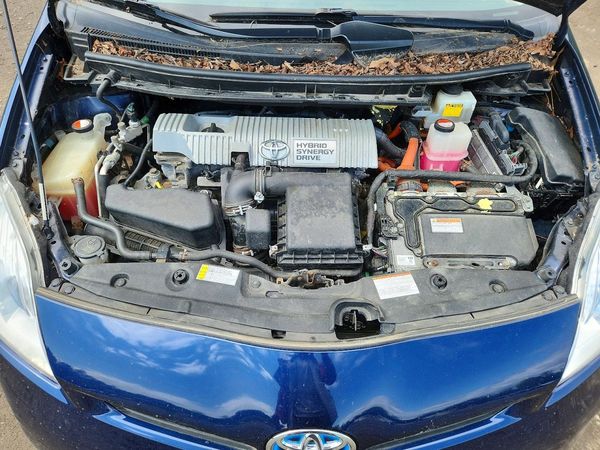 2015 TOYOTA PRIUS