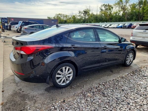 2015 HYUNDAI ELANTRA