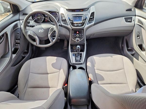 2015 HYUNDAI ELANTRA