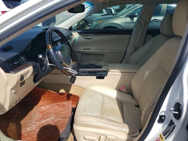 2013 LEXUS ES